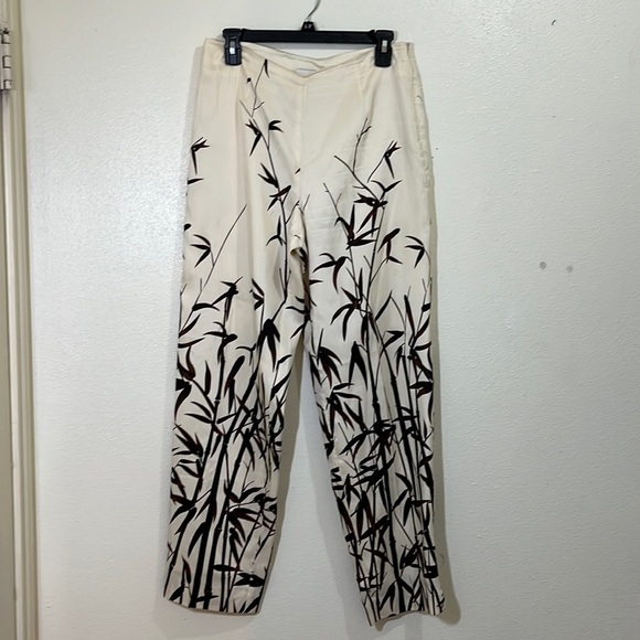 Russell Kemp Pants - Russell Kemp 100% silk cream pants with bamboo design. Size 8